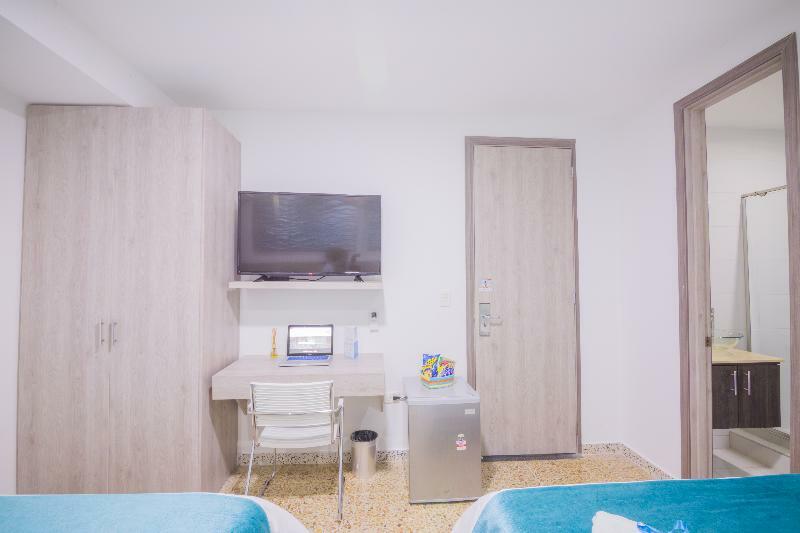 Velik Ocean Hotel Aeropuerto Cartagena Bagian luar foto
